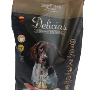 Delicias comida húmeda carne y salmón